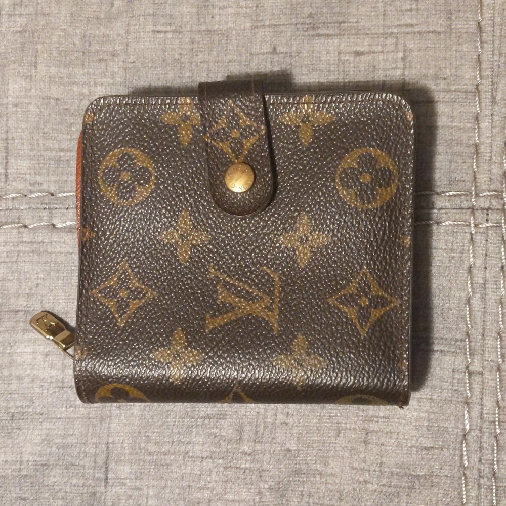 Lv wallet